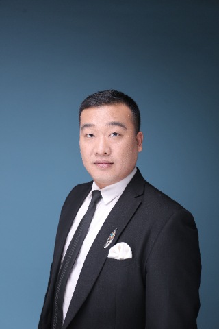 张鑫 - 湖北省甄峭信息技术咨询有限责任公司张鑫